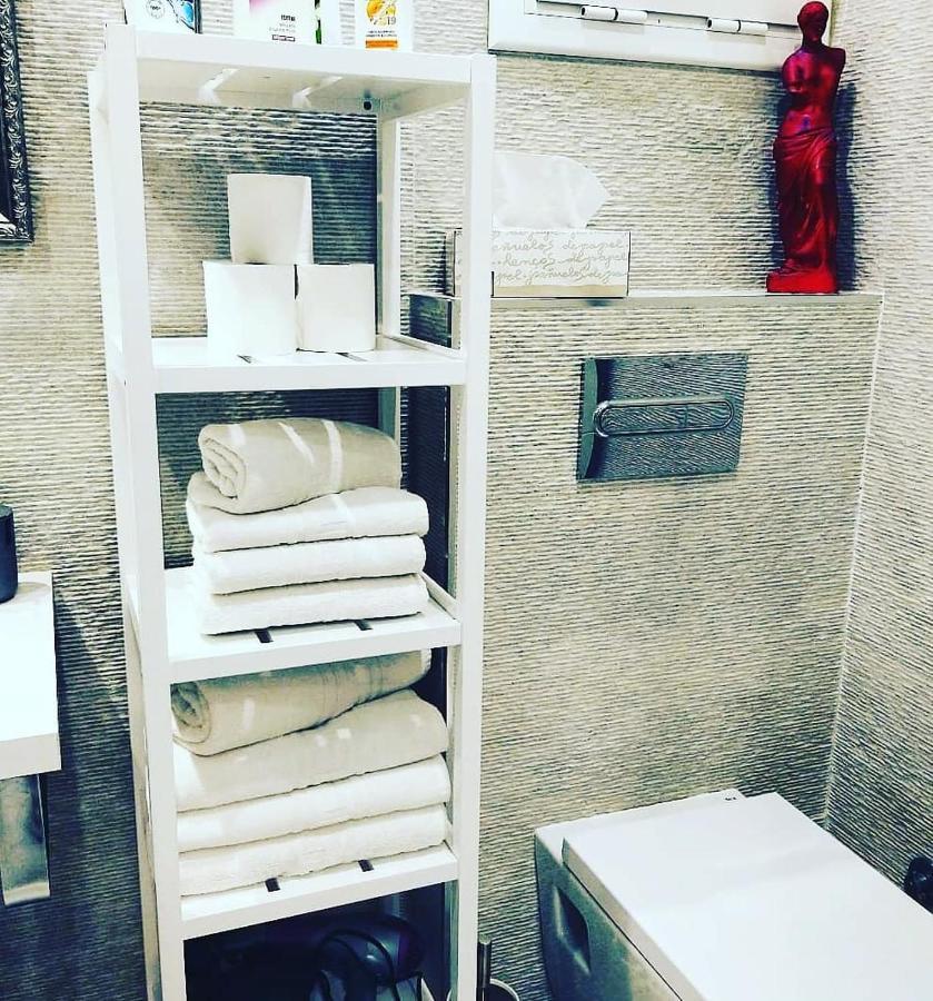 Family Deluxe Apartment Beach كاستيلديفيلس المظهر الخارجي الصورة